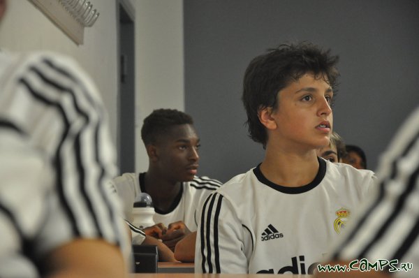 Real Madrid Fdn. Campus (  )